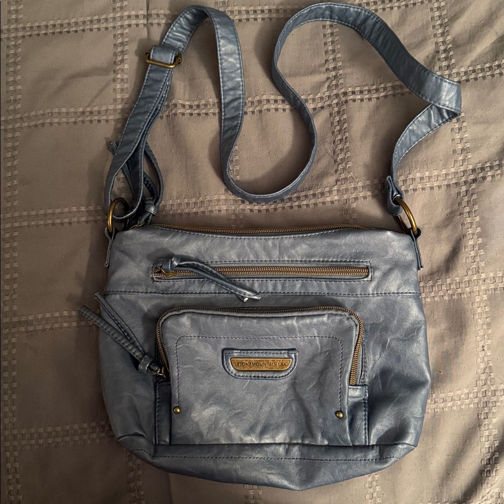 Stone Mountain leather shoulder handbag.